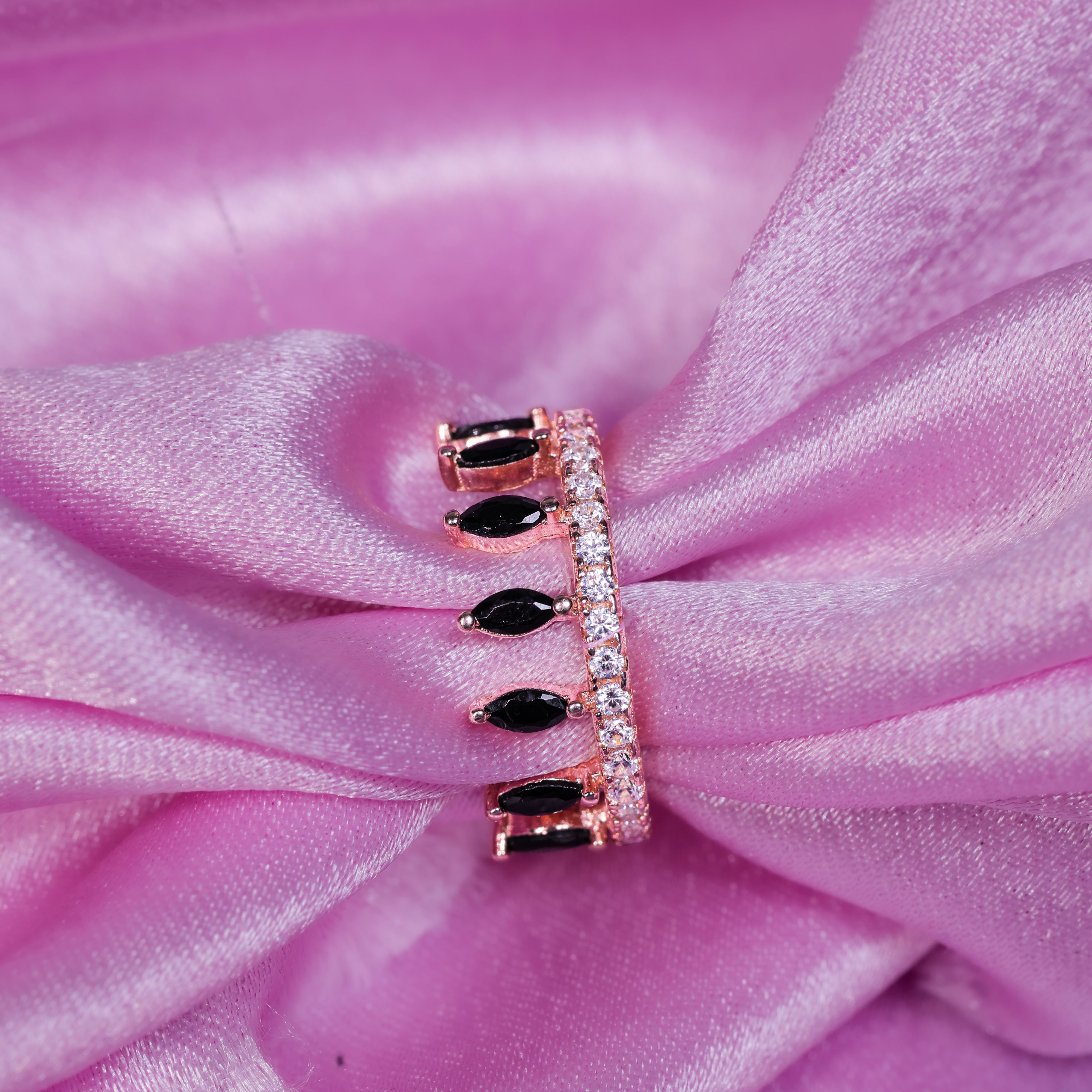 Glint Curve Sterling Silver Ring